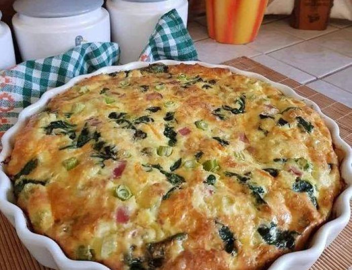 Crustless Quiche with Bacon and Veggies