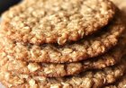 WW Lacy Oatmeal Cookies