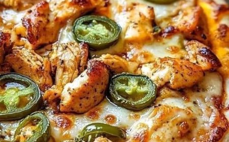 Spicy Chicken and Pickled Jalapeno Pizza Recipe